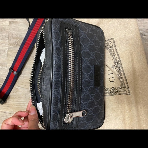 Unisex Gucci belt bag - Picture 8 of 11